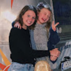 Meet your Posher, Vivian